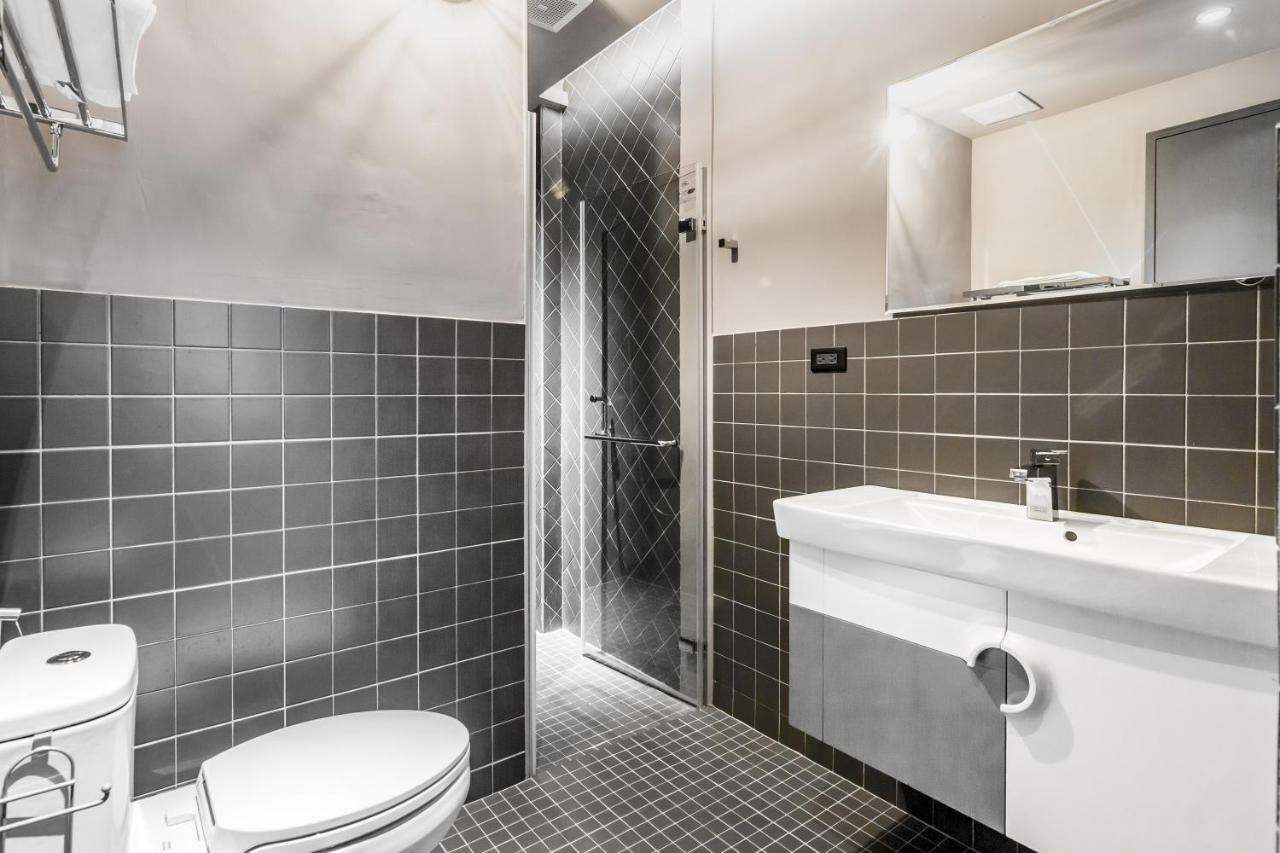 Fun Simon Apartment Тайнан Екстериор снимка