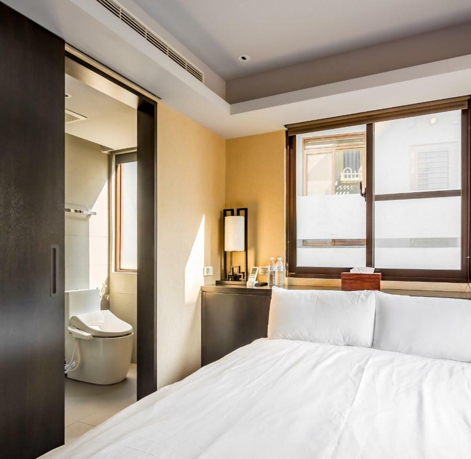 Fun Simon Apartment Тайнан Екстериор снимка