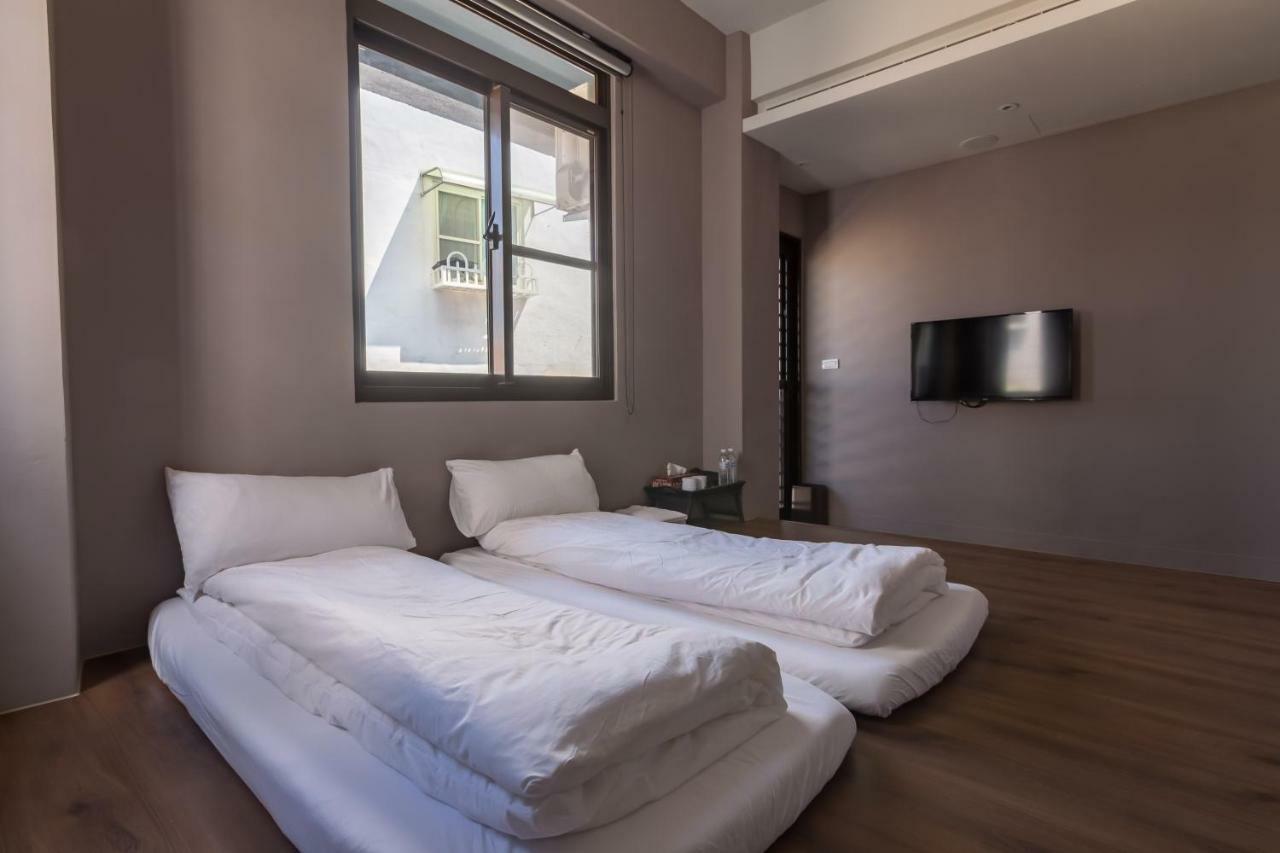Fun Simon Apartment Тайнан Екстериор снимка