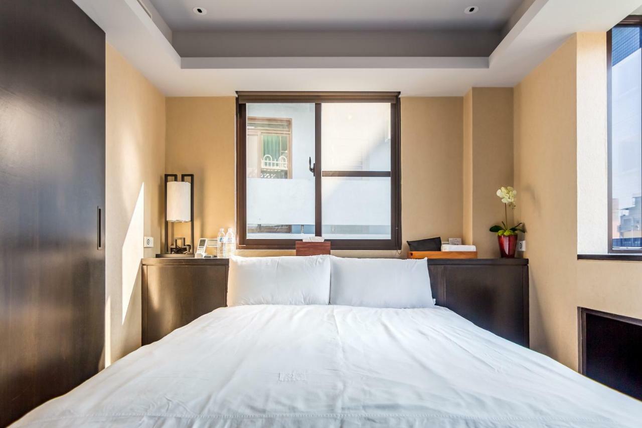Fun Simon Apartment Тайнан Екстериор снимка